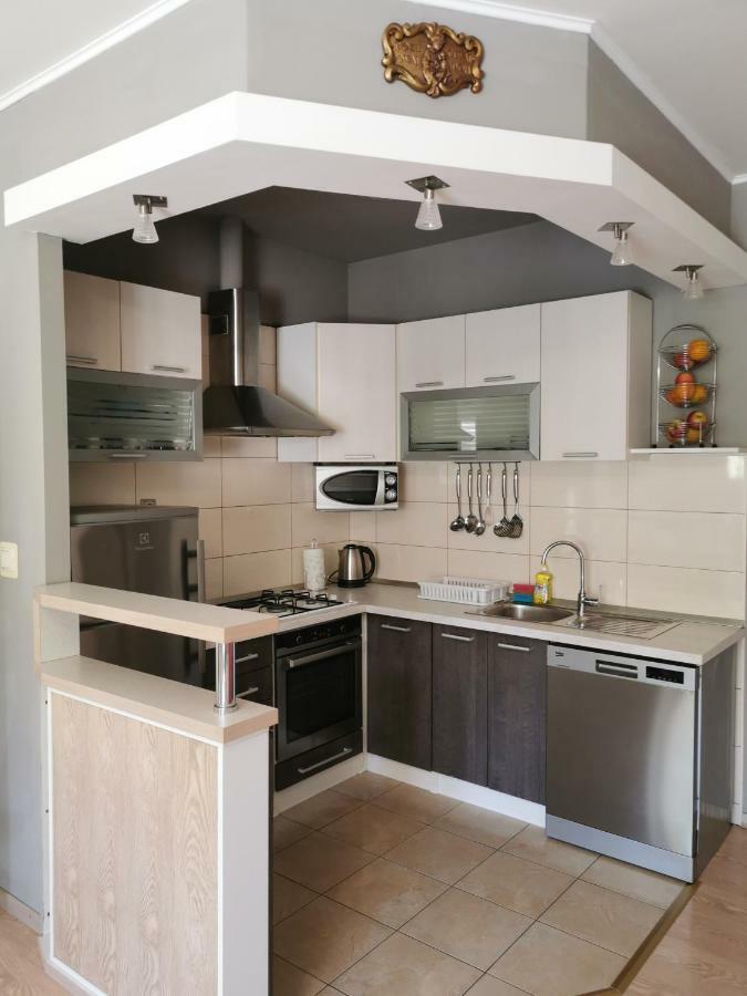 Big And Spacious Apartment In The Heart Of โอมิช ภายนอก รูปภาพ